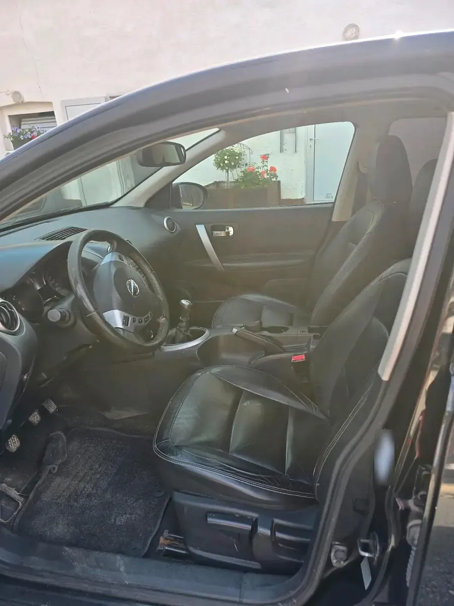 Gebraucht Nissan Qashqai 146 PS (107 kW) 2008 Schwarz SUV
