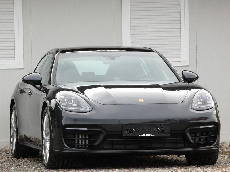 Grau Gebraucht 2021 Porsche Panamera 4 Limousine | 68.980 € (Guter Preis) - Bild 1/4