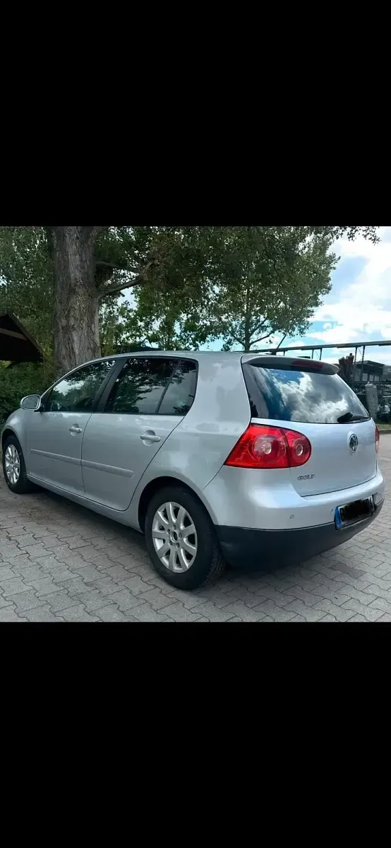 Gebraucht VW Golf V Edition 86 PS (63 kW) 2008 Silber Kleinwagen