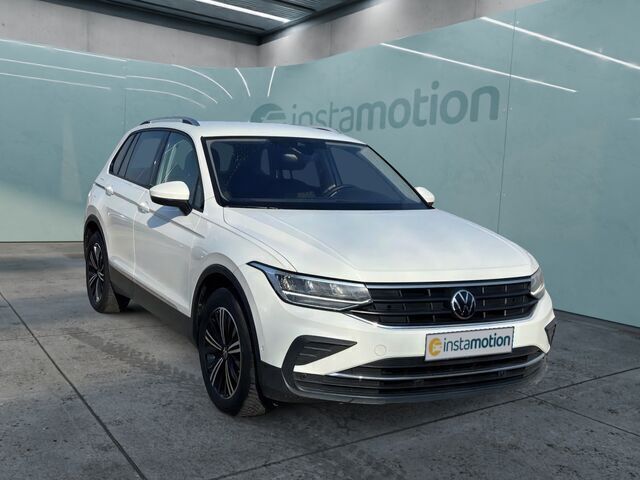 Gebraucht VW Tiguan Active 131 PS (96 kW) 2022 Weiß SUV