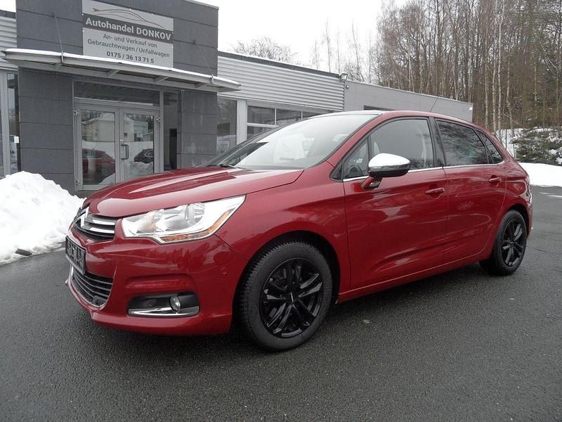 Gebraucht Citroën C4 SELECTION 150 PS (110 kW) 2014 Rot Limousine