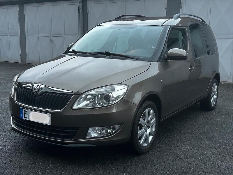 Braun Gebraucht 2014 Skoda Roomster Van / Kleinbus | 2.800 € (Guter Preis) - Bild 1/4