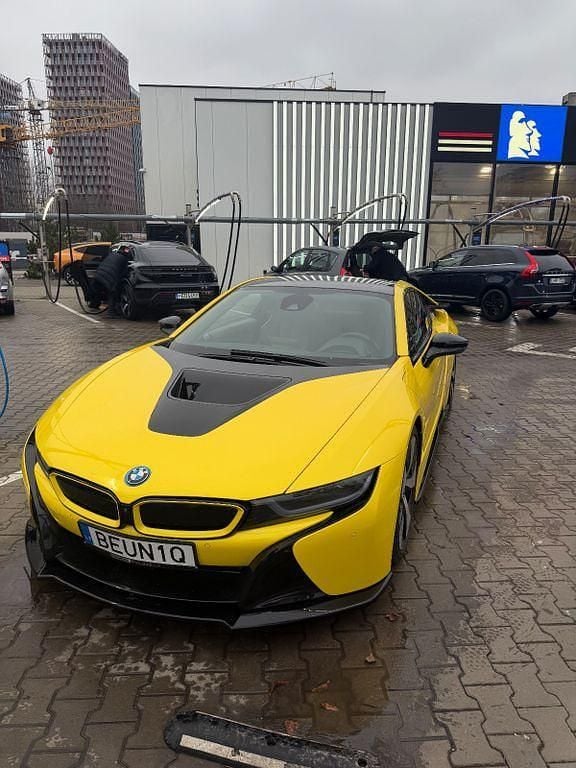 Gebraucht BMW i8 Pure Impulse 362 PS (266 kW) 2015 Gelb Coupé