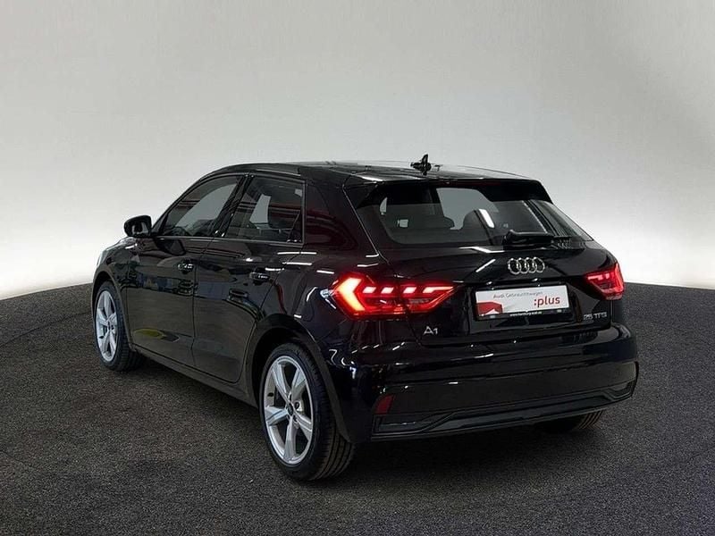 Gebraucht Audi A1 Advanced 95 PS (69 kW) 2025 0e mythosschwarz metallic SUV