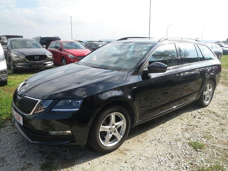 Schwarz Gebraucht 2017 Skoda Octavia Drive Kombi | 15.990 € (Fairer Preis) - Bild 1/4
