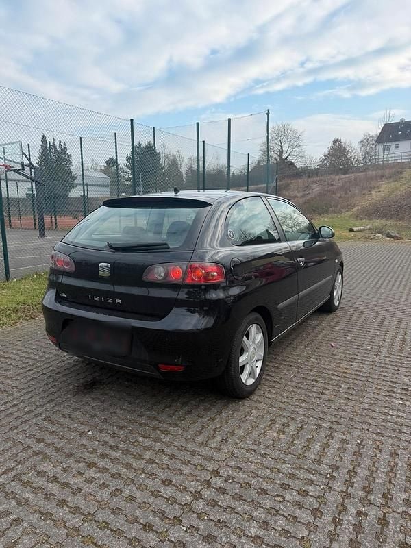 Gebraucht Seat Ibiza 70 PS (51 kW) 2007 Schwarz Kleinwagen