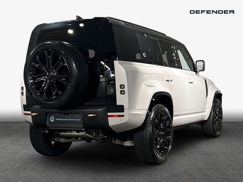 Neu Land Rover Defender 635 PS (467 kW) 2026 Grau SUV