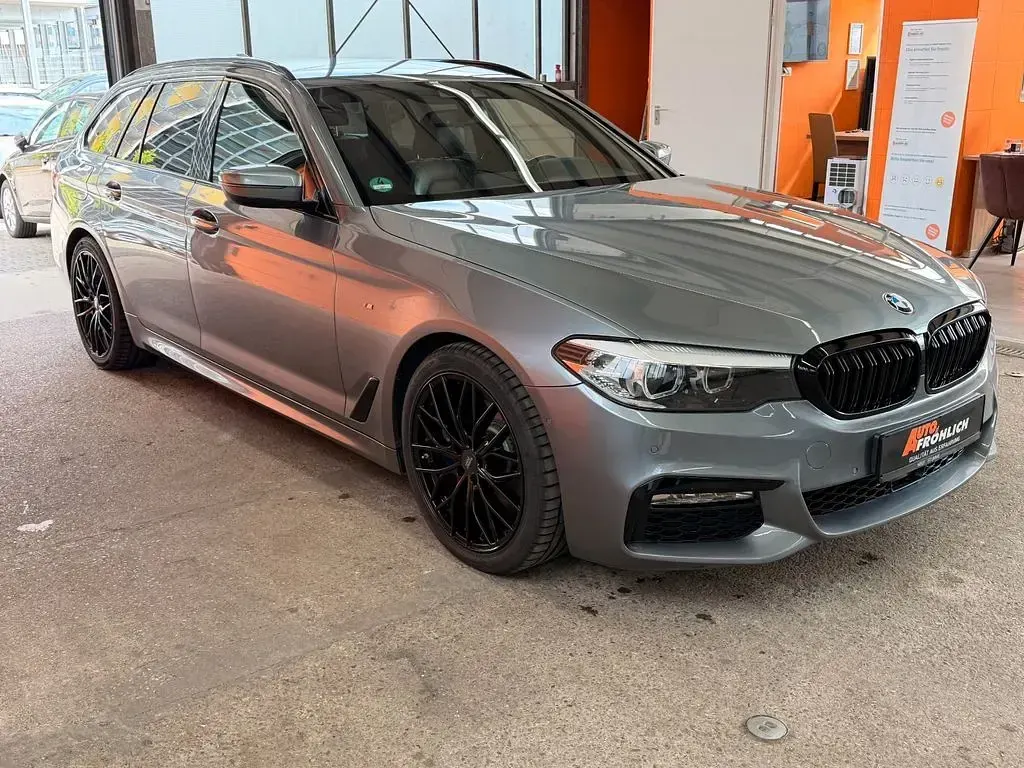 Gebraucht BMW 540 M Sport 320 PS (235 kW) 2018 Blau Kombi