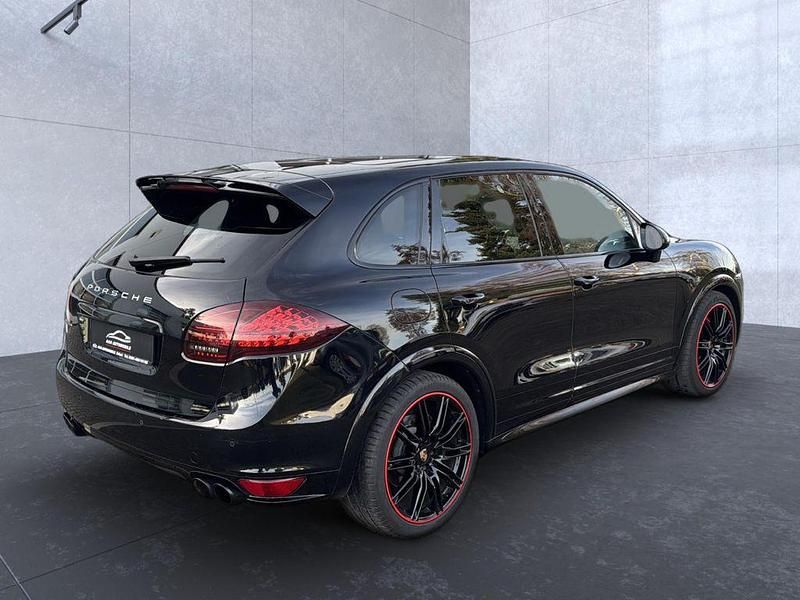 Gebraucht Porsche Cayenne GTS Sport 420 PS (308 kW) 2013 Schwarz SUV
