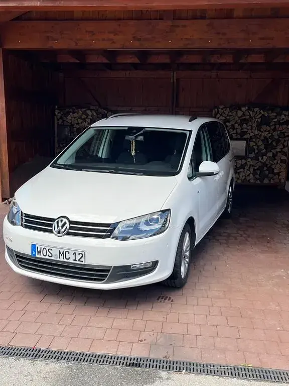 Gebraucht VW Sharan Cup 177 PS (130 kW) 2014 Weiß Van / Kleinbus