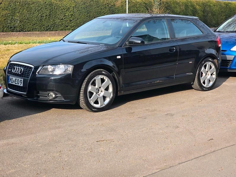 Schwarz Gebraucht 2006 Audi A3 Kleinwagen | 3.699 € (Fairer Preis) - Bild 1/4