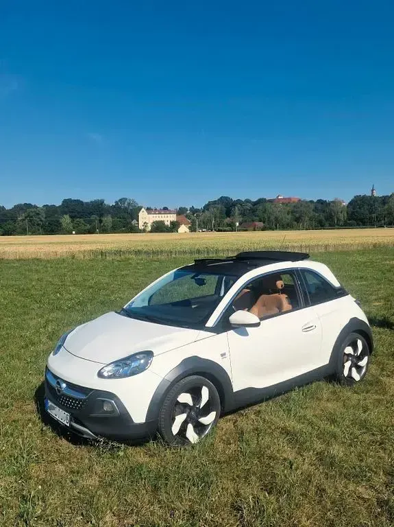 Gebraucht Opel Adam Rocks Rocks 116 PS (85 kW) 2017 Weiß Kleinwagen