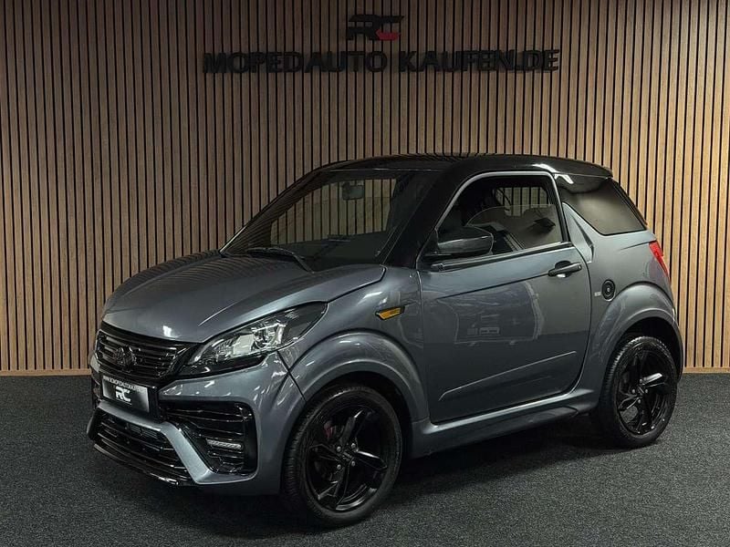 Grau Gebraucht 2024 Ligier JS50 Kleinwagen | 15.450 € (Fairer Preis) - Bild 1/4