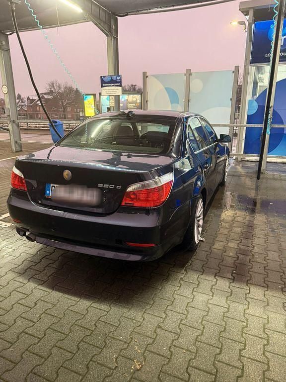 Gebraucht BMW 520 150 PS (110 kW) 2007 Blau Limousine