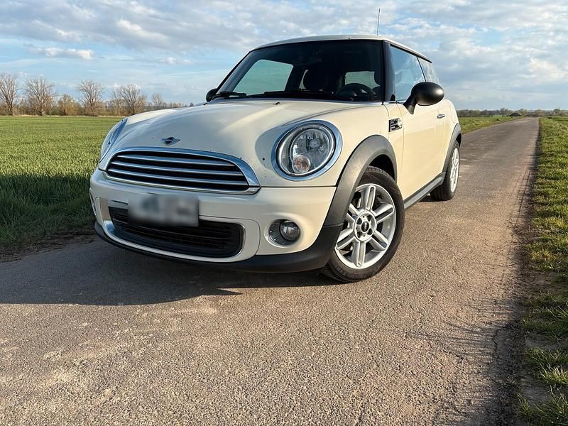Second-hand Mini ONE 90 CP (66 kW) 2012 Alb Hatchback