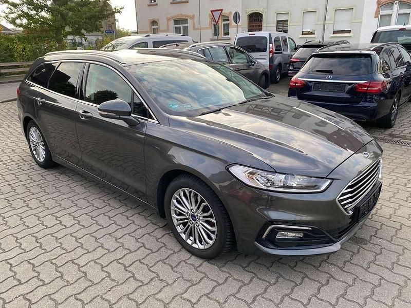 Grau Gebraucht 2020 Ford Mondeo Titanium Kombi | 12.890 € (Guter Preis) - Bild 1/4