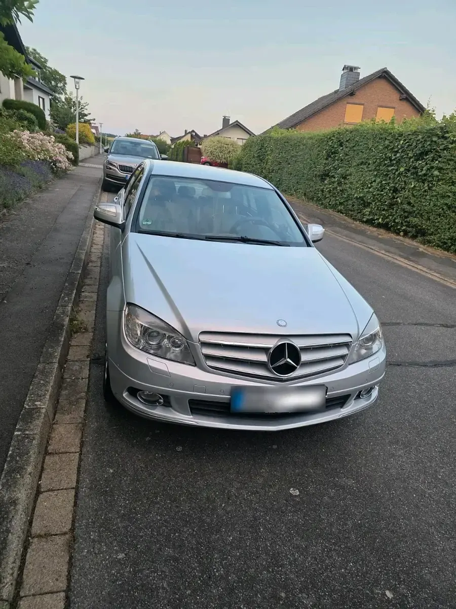 Gebraucht Mercedes C220 170 PS (125 kW) 2008 Grau Limousine