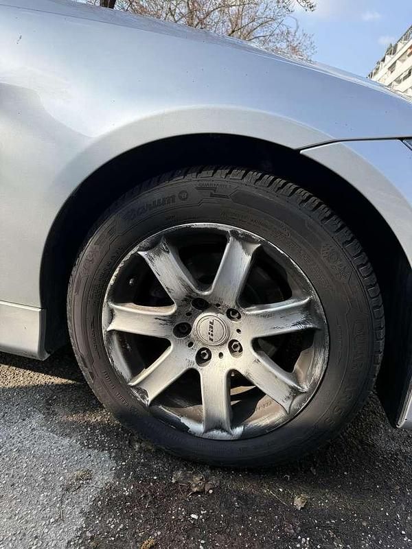 Gebraucht BMW 318 Basis 129 PS (94 kW) 2006 Grau Limousine