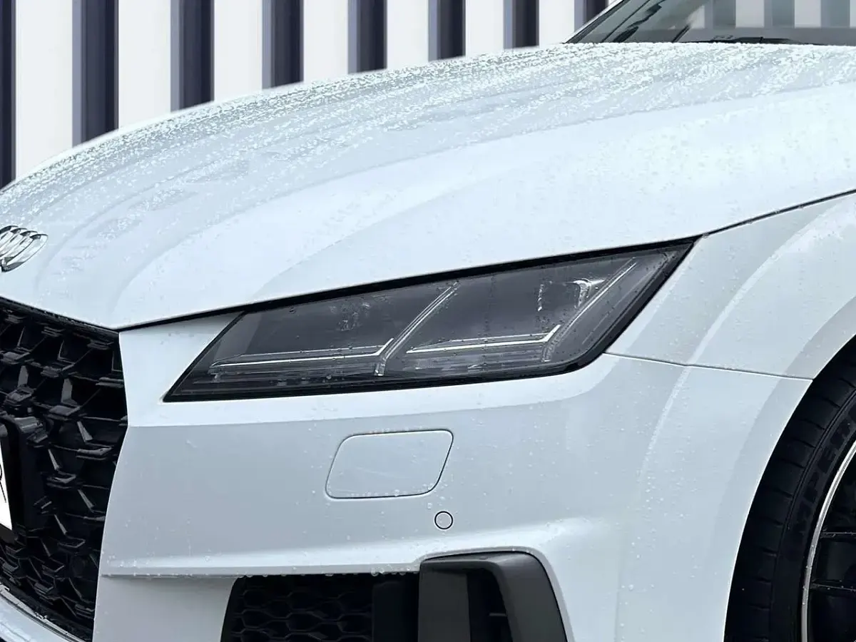 Gebraucht Audi TT Sport 197 PS (144 kW) 2020 Ibisweiß Coupé