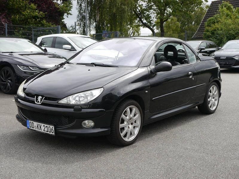 Schwarz Gebraucht 2003 Peugeot 206 CC Platinum Cabrio | 1.890 € (Guter Preis) - Bild 1/4