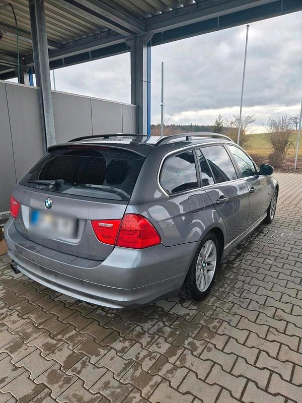 Usata BMW 325 218 CV (160 kW) 2008 Grigio Station wagon