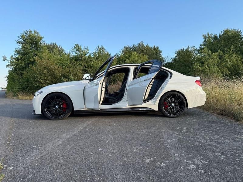 Gebraucht BMW 335 M Performance 326 PS (239 kW) 2012 Weiß Limousine