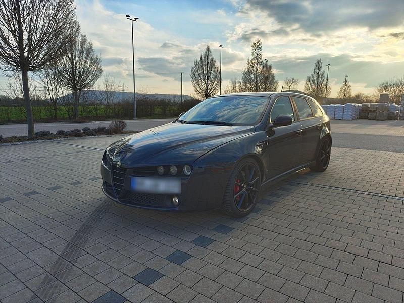 Gebraucht Alfa Romeo 159 Ti 200 PS (147 kW) 2011 Schwarz Kombi