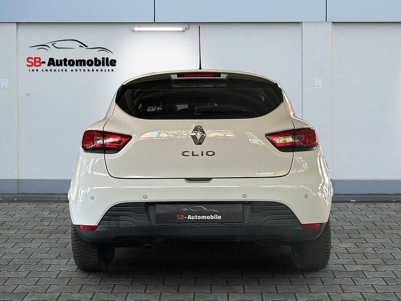 Gebraucht Renault Clio IV 118 PS (86 kW) 2016 Weiß Limousine