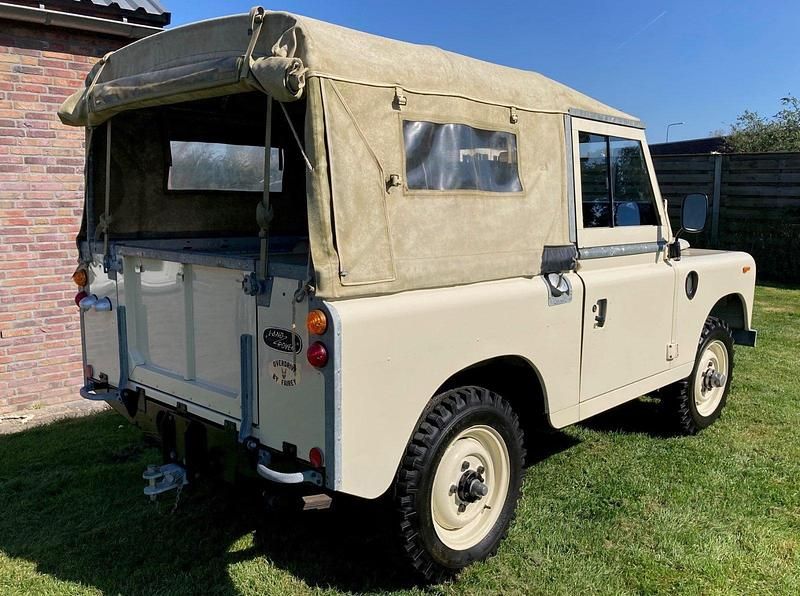 Gebraucht Land Rover 88 77 PS (56 kW) 1979 Beige SUV