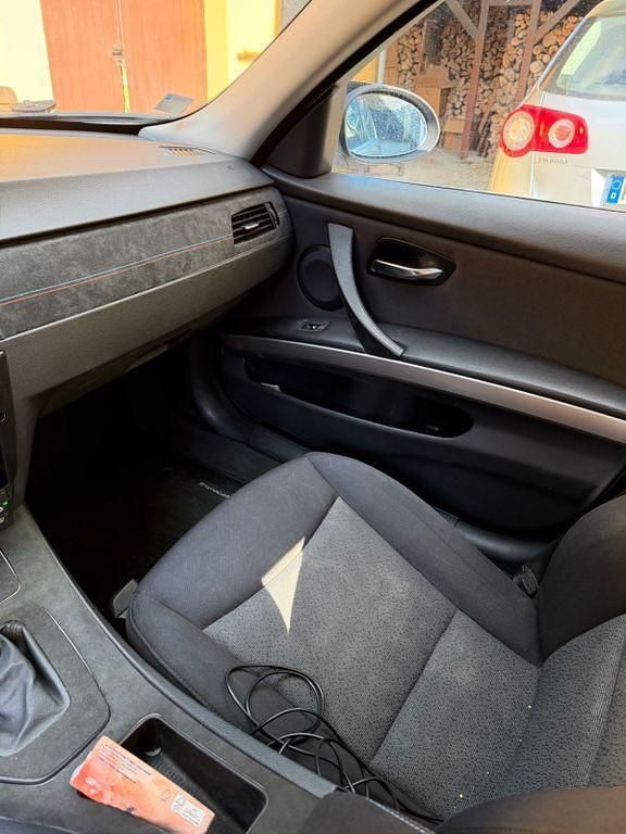 Gebraucht BMW 330 258 PS (189 kW) 2006 Silber Limousine