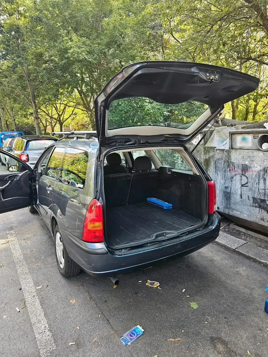 Gebraucht Ford Focus 101 PS (74 kW) 2002 Grau Kombi