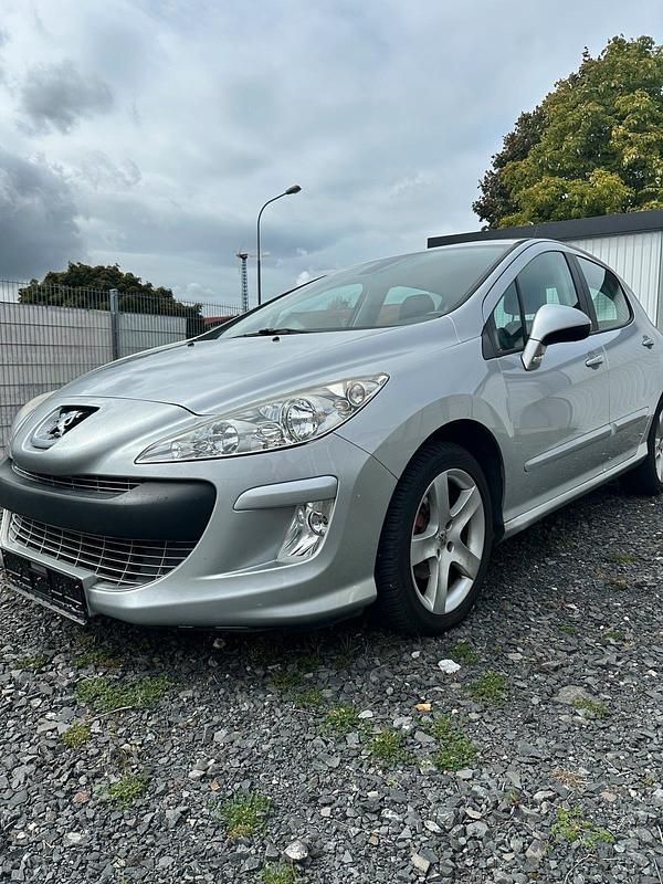 Grau Gebraucht 2009 Peugeot 308 Limousine | 2.190 € (Fairer Preis) - Bild 1/4