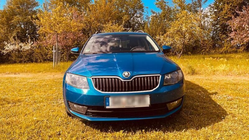 Blau Gebraucht 2014 Skoda Octavia Kombi | 7.500 € (Superpreis) - Bild 1/4
