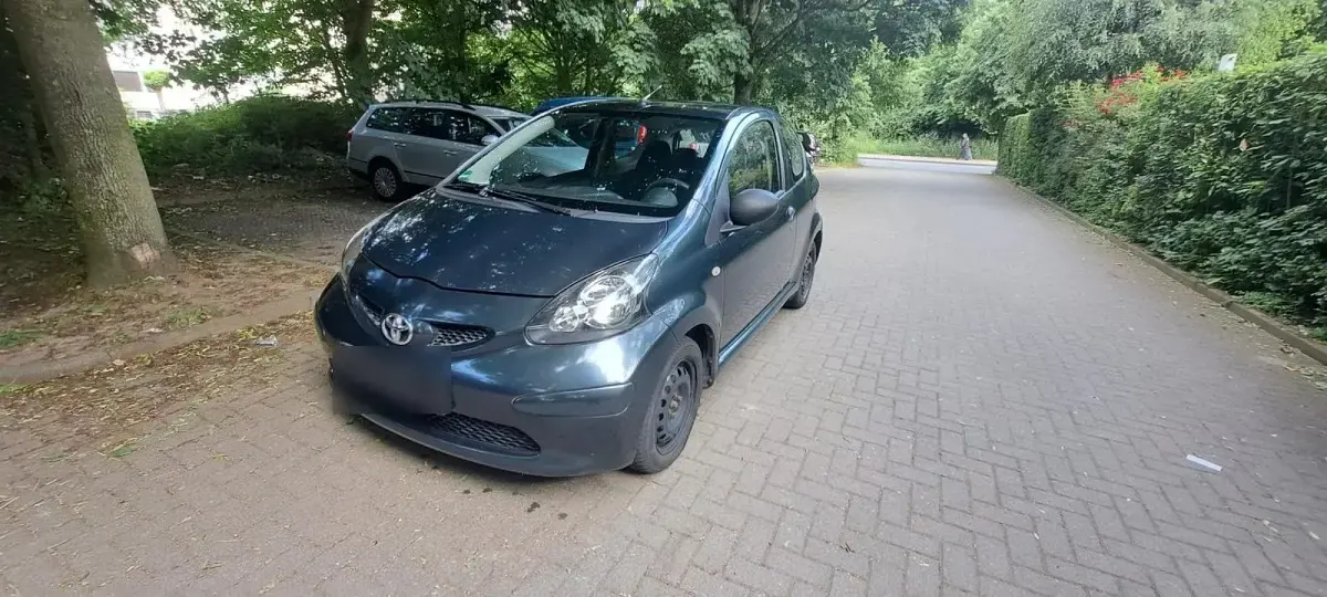 Gebraucht Toyota Aygo 68 PS (50 kW) 2007 Blau Kleinwagen