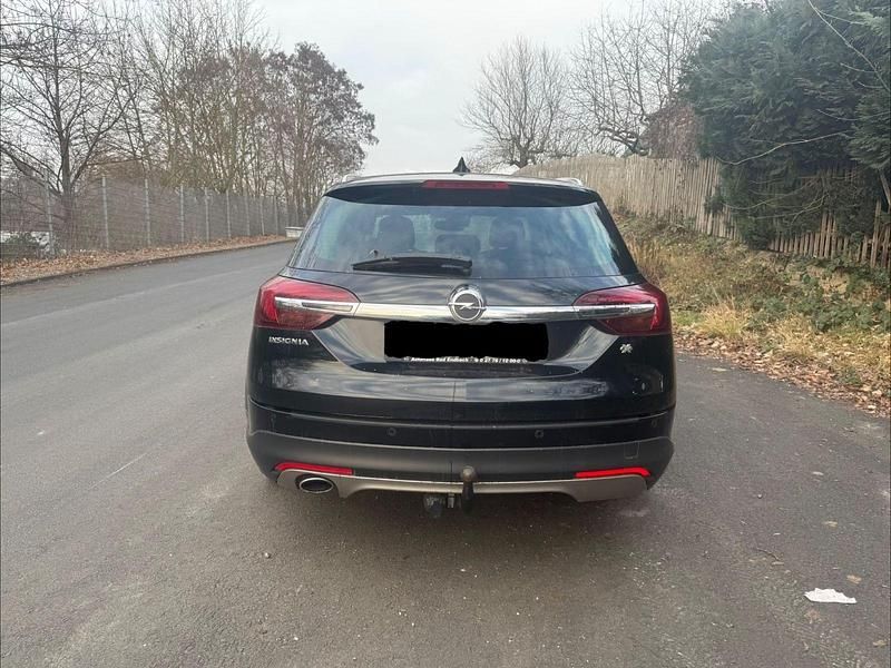 Gebraucht Opel Insignia 170 PS (125 kW) 2016 Schwarz Kombi