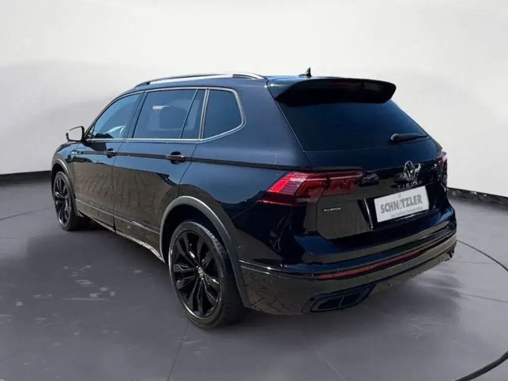Gebraucht VW Tiguan Allspace R-line 190 PS (139 kW) 2023 Schwarz SUV
