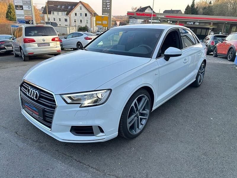 Gebraucht Audi A3 S-Line 150 PS (110 kW) 2019 Weiß Limousine