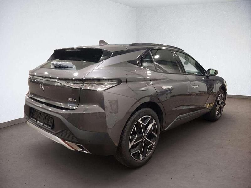 Gebraucht DS Automobiles DS4 Crossback Rivoli 181 PS (133 kW) 2024 Grau/typ aussenverkleidung SUV