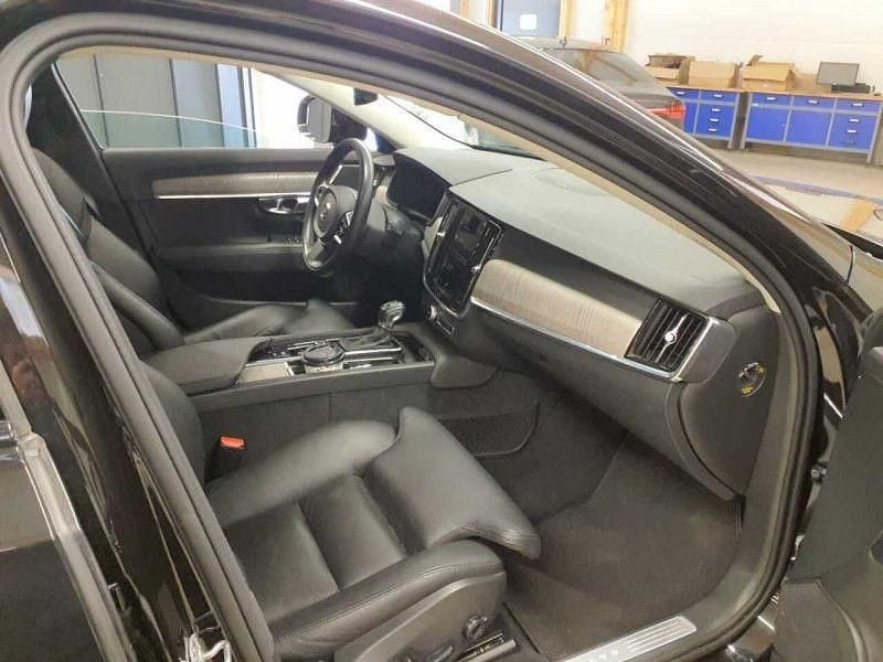 Gebraucht Volvo V90 CC Pro 235 PS (172 kW) 2021 Onyx black Kombi