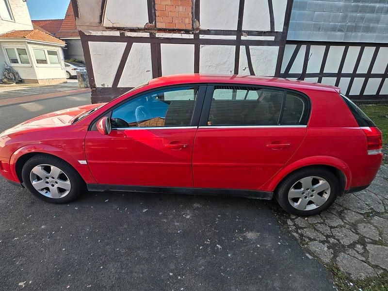 Gebraucht Opel Signum 155 PS (114 kW) 2003 Rot Kleinwagen