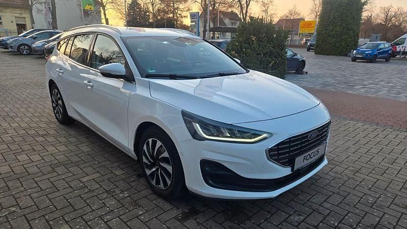 Gebraucht Ford Focus Titanium 116 PS (85 kW) 2024 Weiß Limousine