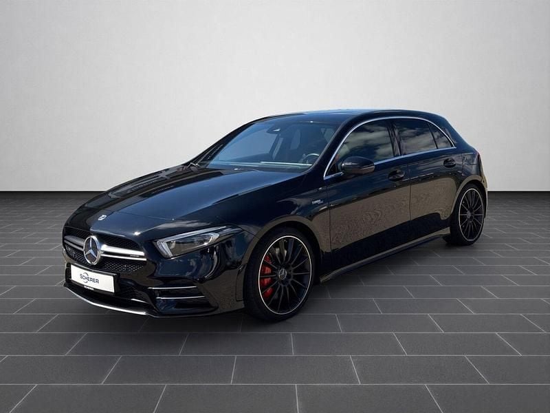 Kosmosschwarz metalliclack (metallic) Gebraucht 2022 Mercedes A35 AMG AMG Limousine | 36.990 € (Superpreis) - Bild 1/4
