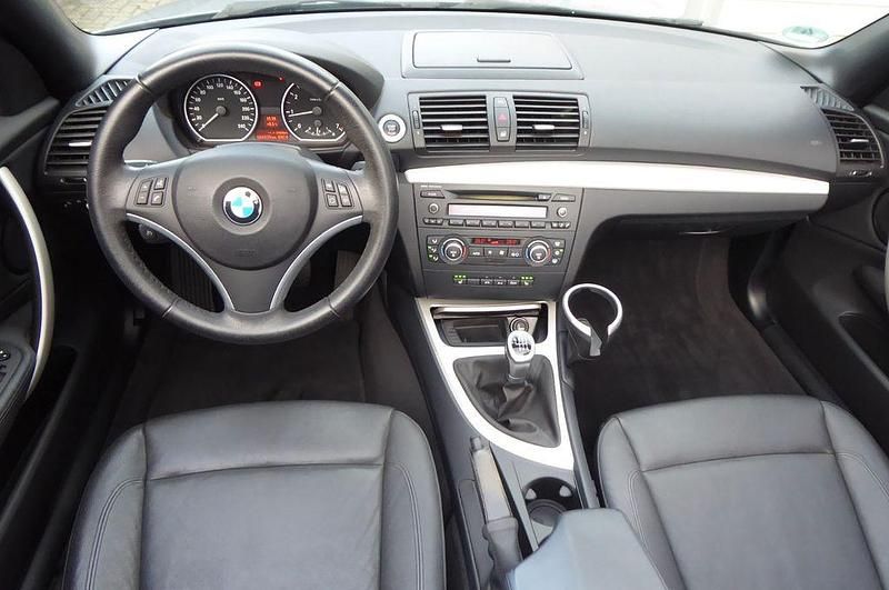 Gebraucht BMW 118 Cabriolet Advantage 143 PS (105 kW) 2009 Grau Cabrio