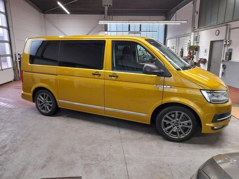 Gebraucht VW T6 150 PS (110 kW) 2019 Gelb Van