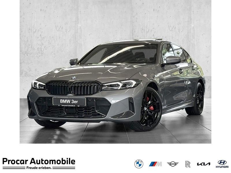 Grau Neu 2025 BMW 330e Performance Limousine | 67.890 € - Bild 1/4