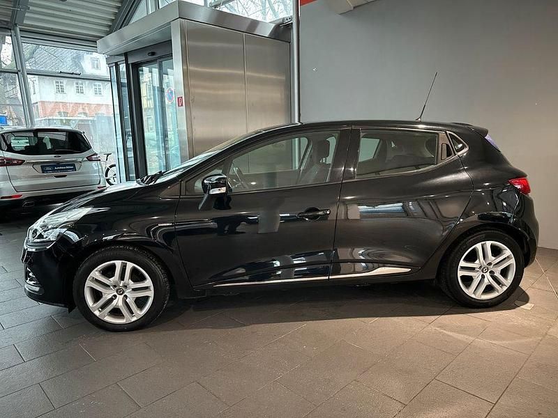 Gebraucht Renault Clio IV LIMITED 90 PS (66 kW) 2017 Sternenschwarz Limousine