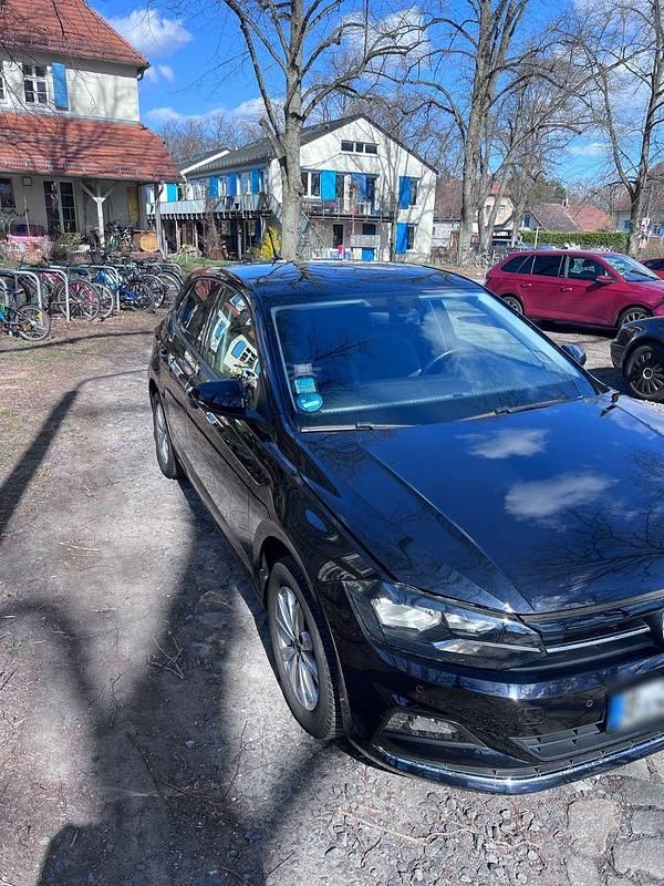 Gebraucht VW Polo Life 95 PS (69 kW) 2021 Schwarz Kleinwagen