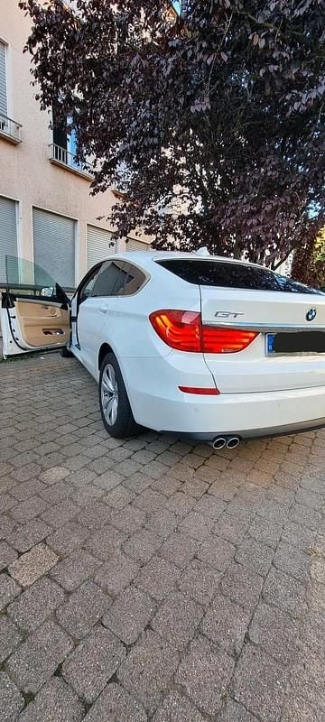 Gebraucht BMW 520 Gran Turismo 187 PS (137 kW) 2013 Weiß Limousine