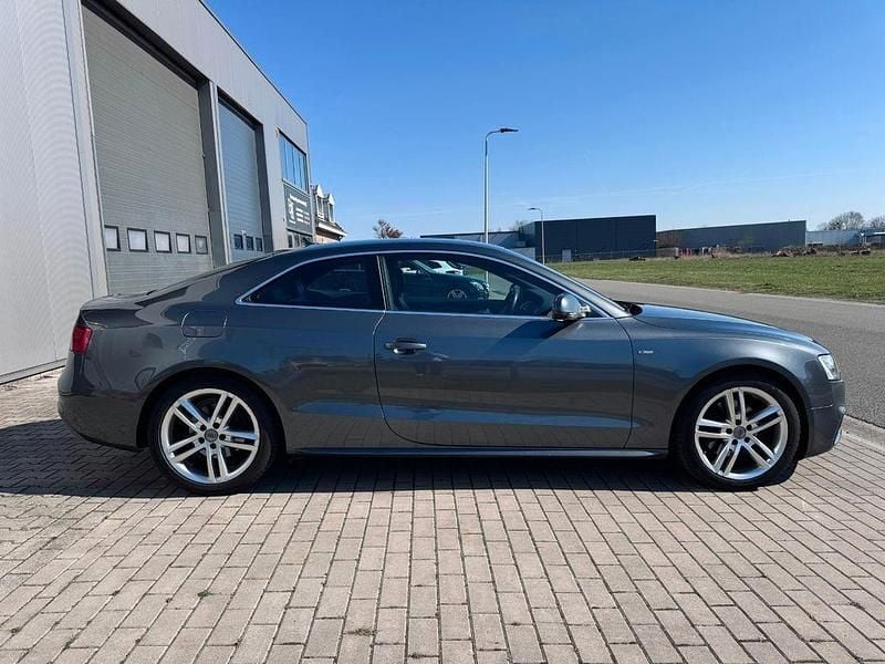 Gebraucht Audi A5 S-Line 170 PS (125 kW) 2014 Grau Coupé