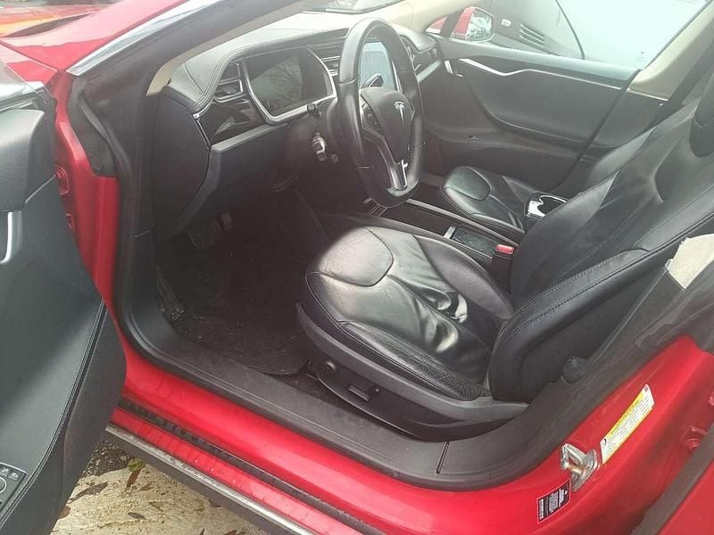 Gebraucht 2013 Tesla Model S Kleinwagen | 17.500 € (Guter Preis) - Bild 1/4